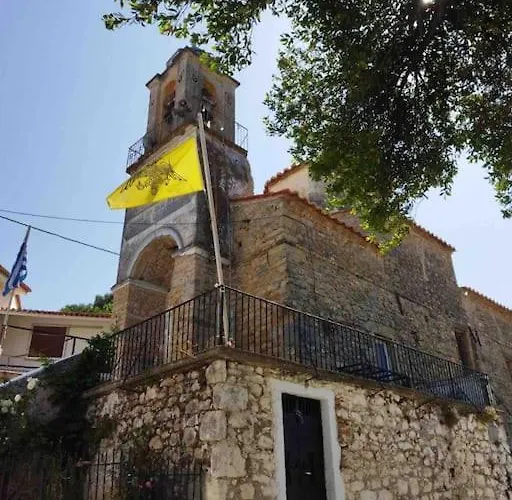 Kalderimi Traditional House * Stavropigio